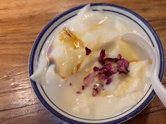 -云阿蛮云南生烫牛肉米线(奉贤路店)