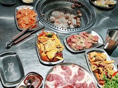 -马路牙子烧烤音乐酒馆(望京店)