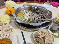 -储奇门鳝鱼火锅(总店)