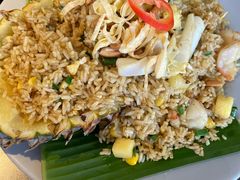 -大头虾越式风味餐厅(光明广场店)