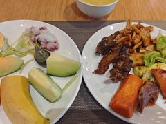 -齐河孔雀王温泉酒店·金孔雀自助百汇