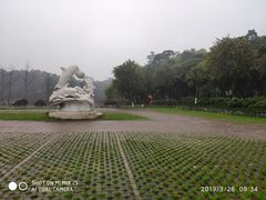 -雀儿山公园