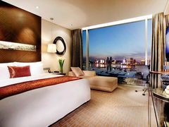 -青岛海尔洲际酒店