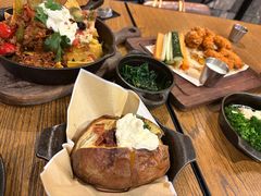 烤土豆-BOURBON 玻本美式餐厅酒吧(虹桥新天地店)