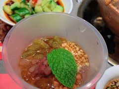 荷田冰粉-老佛爷铜炉蛙锅(东门老街店)