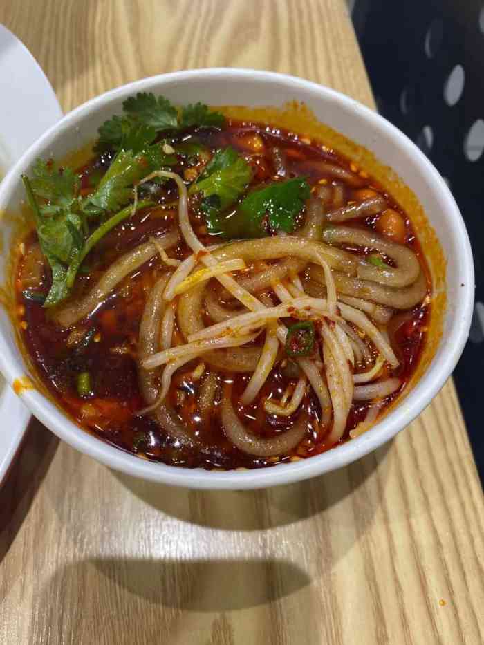 香慧干汁麻辣烫(万辉国际店)-"在万辉一两个人吃简餐很适合的地方