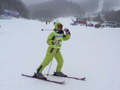 -亚布力新体委滑雪场