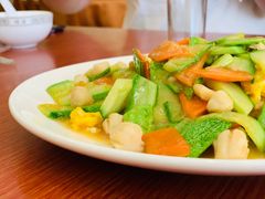 鲜贝青瓜炒鸡蛋-四海鲜渔家菜(黄金海岸店)