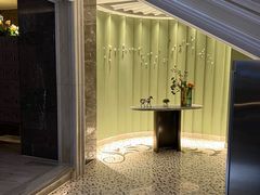 -浅深(世茂滨江精品店)