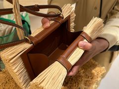 -乐蓬马歇百货公司(Rive Gauche)