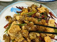 -金沙滩海鲜餐厅·海肠捞饭·手工水饺·无预制菜(梅江龙水园店)