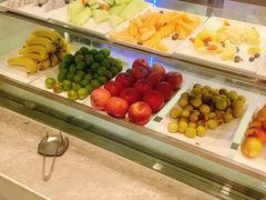 自助取餐区-前海华侨城JW万豪酒店·都会尚膳自助餐厅·牛排海鲜酒水畅飨