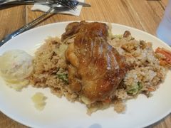 海鲜炒饭配鸡排-玛格萝妮(汇智国际商业中心店)