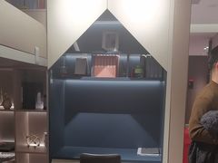 -索菲亚衣柜橱柜全屋定制(真北红星店)