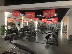 -健变健身俱乐部(前海天虹商场店)