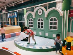 -利奥梦幻主题乐园(爱琴海购物公园店)
