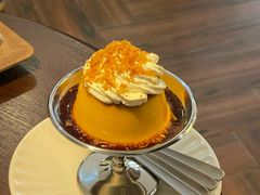 -Café Monson