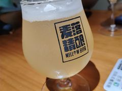 -麦落精酿啤酒餐吧(先农大院店)