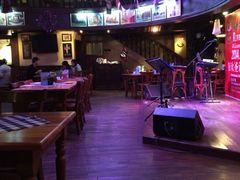 皇冠自酿啤酒坊-皇冠自酿啤酒坊(中国红街5号楼店)