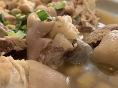 花生黄豆煨猪手-梁溪河畔·吉府花园(南长街南下塘店)