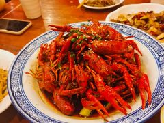 -郑东靓靓虾馆·金牌油焖大虾(天泽街店)
