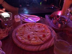 洛奇榴莲披萨-MR.ROCKY洛奇先生RESTAURANT&BAR(宝安壹方城店)