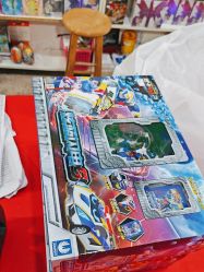 -逝水玩具折扣店