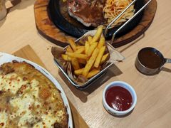 -菲滋意式餐厅(富阳东方茂店)