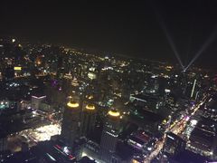 -彩虹云霄酒店75层国际自助餐