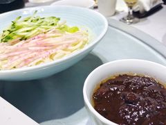 -鸭王烤鸭店(三里河店)