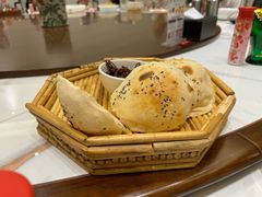 -梅花香里大酒店(郁金香路店)