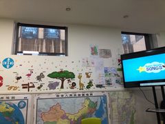 -i2青少儿英语(爱加星悦荟店)