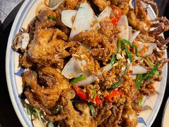 -Cuc Gach Quan Restaurant