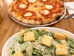 -城市大道红炉披萨烘焙坊