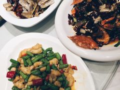 -赶海部落海鲜城(海阳路店)