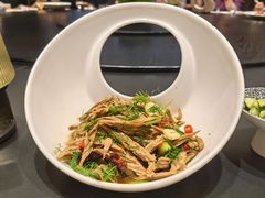 -艳阳天民俗村(公园路店)