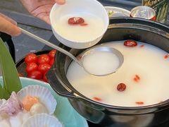 -牛牛和牛海鲜粥底火锅(长虹国际城店)