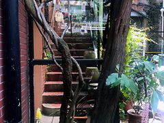 -古董花园(思南路42弄小区店)
