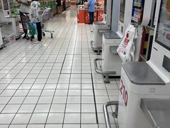 -大润发(花雨店)