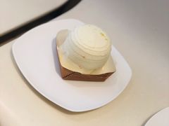 柠檬伯爵戚风蛋糕-Seesaw Coffee(上生新所店)