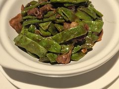 -八府香鸭·啫啫煲(华山路店)