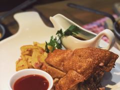 脆皮烤猪肘-Paulaner·德国帕拉娜自酿啤酒餐厅(海上世界店)