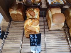 -沁屋面包店(人民东路店)