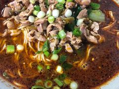 -丁丁猫重庆小面(徐州路店)