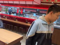 -顺溜·手工刀削面·黑金店(铜锣湾店)