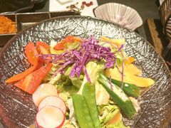 -铭牛烧肉·和牛海鲜自助(高新月牙湖店)