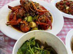 -捌贰虾蟹·江湖菜馆(江汉路店)