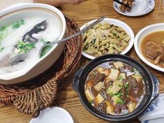 天目湖砂锅鱼头-紫藤园·天目湖大鱼头(南山竹海店)