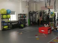 -APT运动康复中心(徐汇万科店)