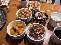 -炉小二铜锅牛蛙•川湘菜(三里屯店)